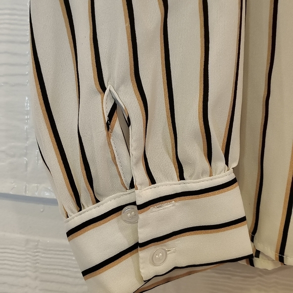Andree By Unit Womens Small Black White Tan Striped Button Up Blouse Career - Picture 3 of 9